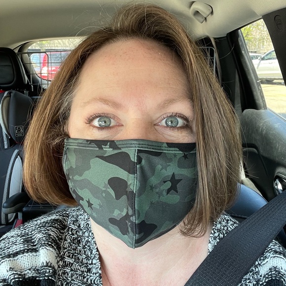 Meet your Posher, Kathy, The Ruffled Robin - Picture 11 of 11